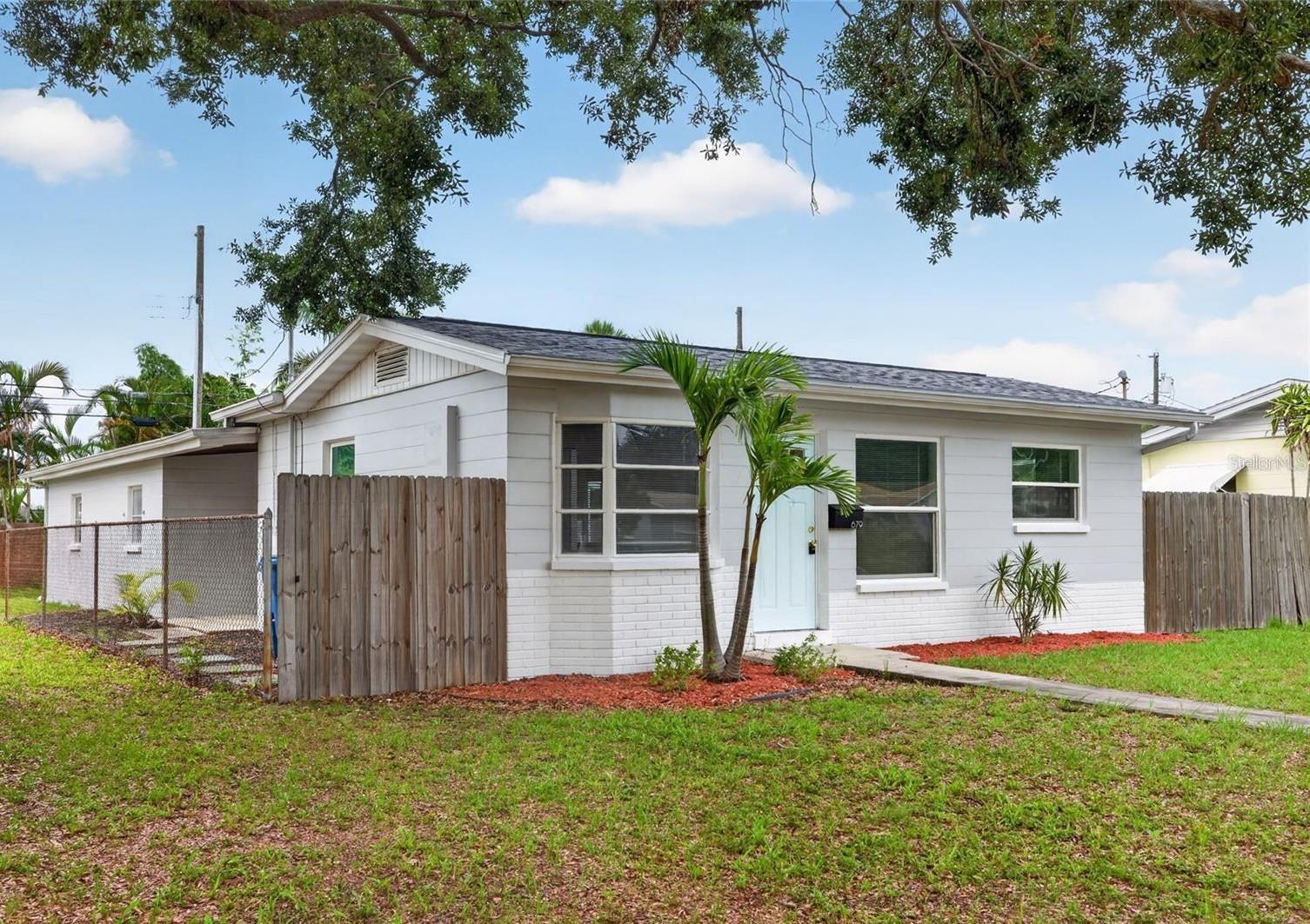 679 71ST AVE NORTH AVE N, ST PETERSBURG, FL, 33702