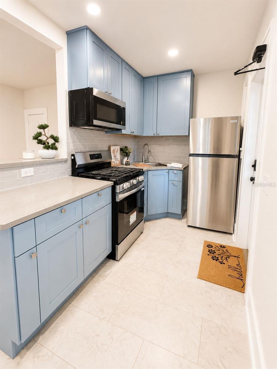 824 6TH ST N #2, ST PETERSBURG, FL, 33701