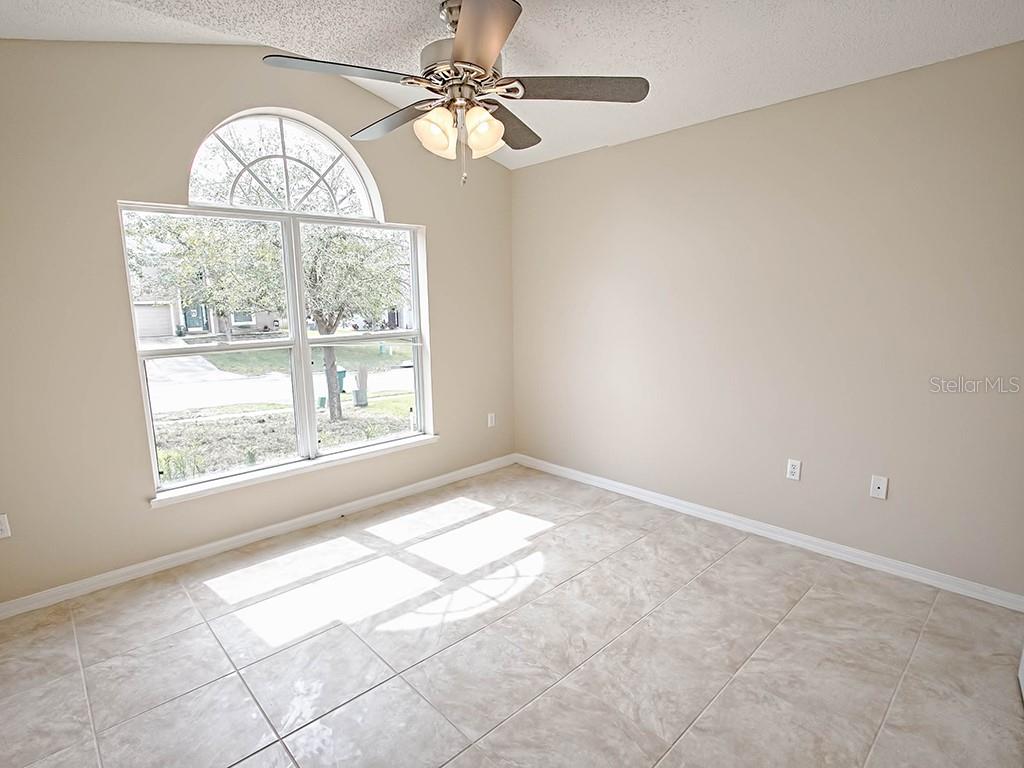 2139 SANDRIDGE CIR, EUSTIS, FL, 32726
