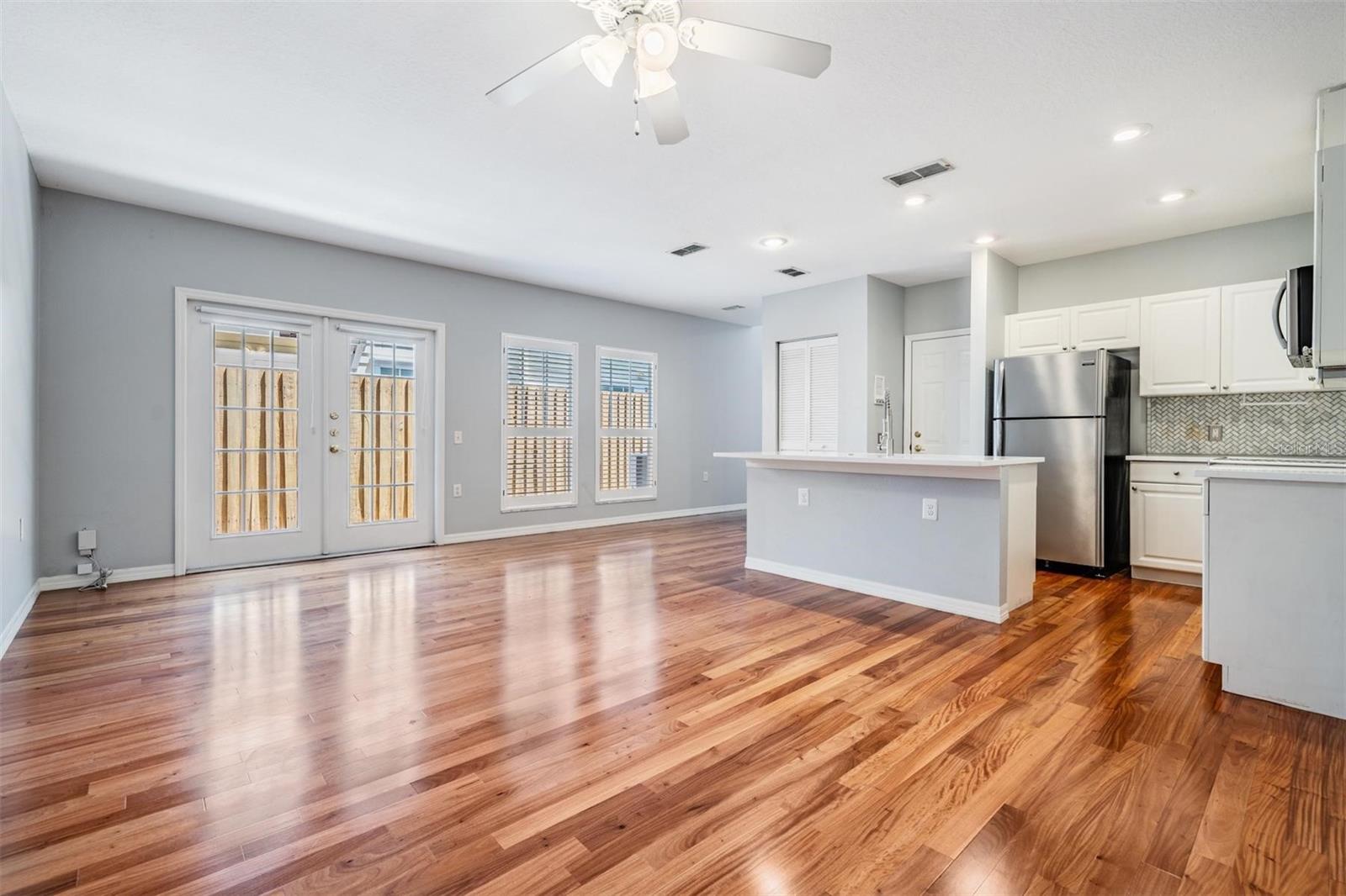 404 S WILLOW AVE #B, TAMPA, FL, 33606