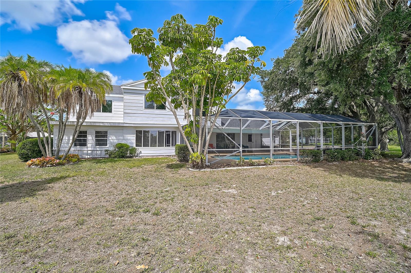 3215 PINE VALLEY DR, SARASOTA, FL, 34239