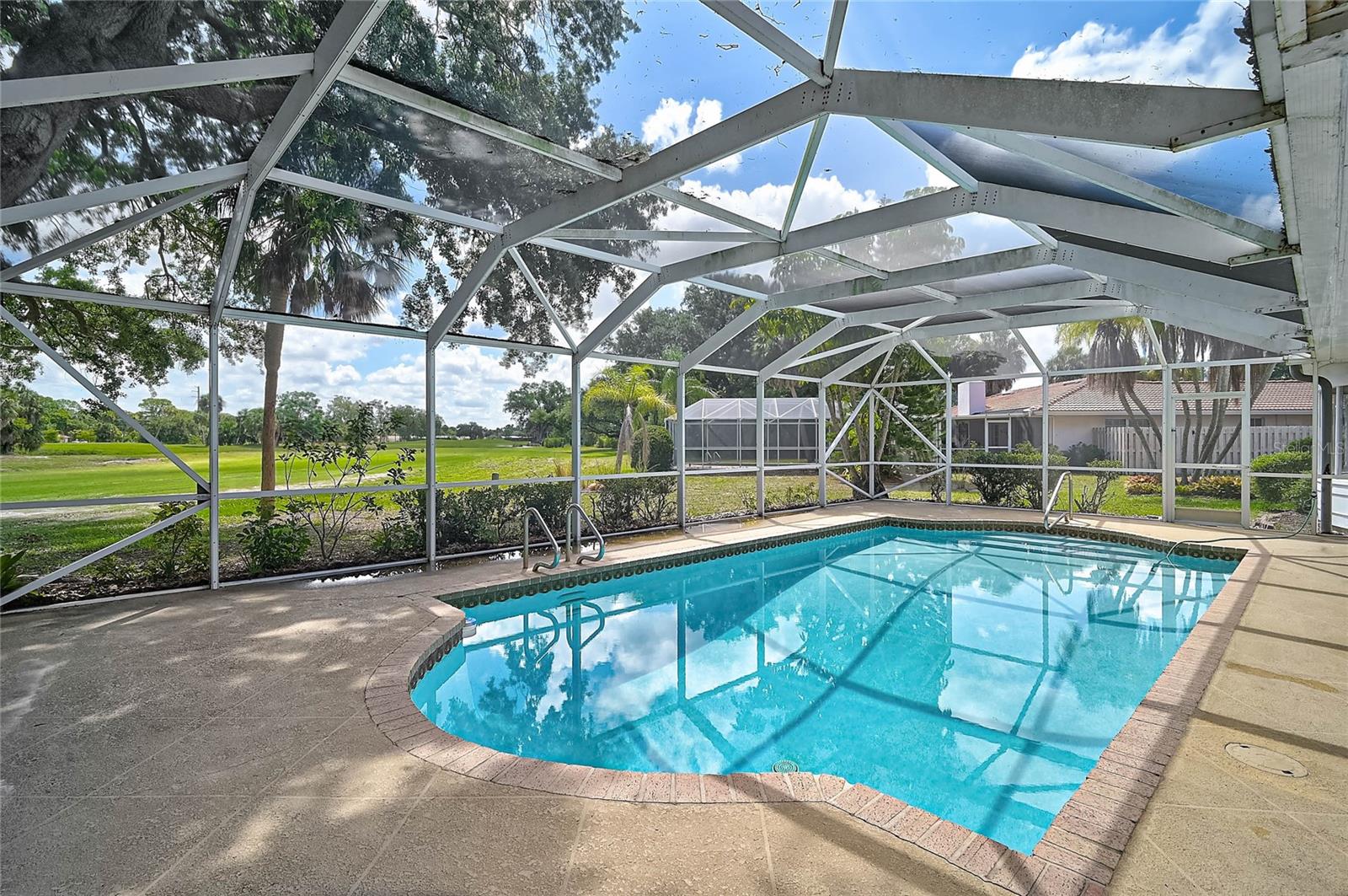 3215 PINE VALLEY DR, SARASOTA, FL, 34239