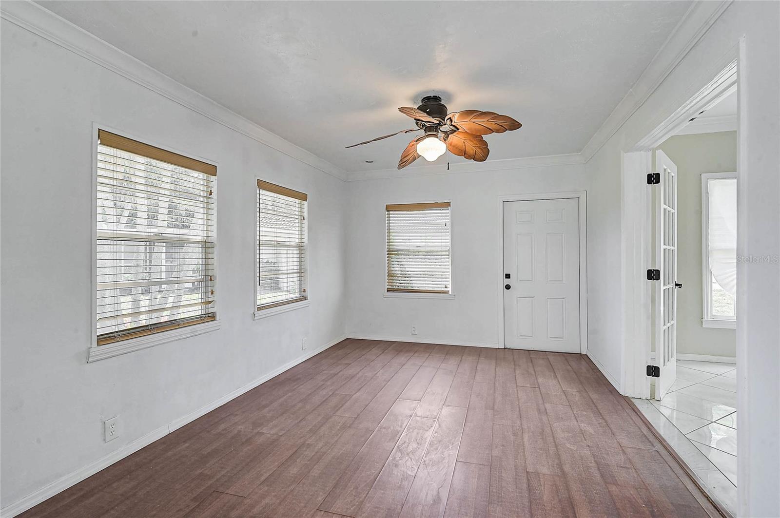 3215 PINE VALLEY DR, SARASOTA, FL, 34239