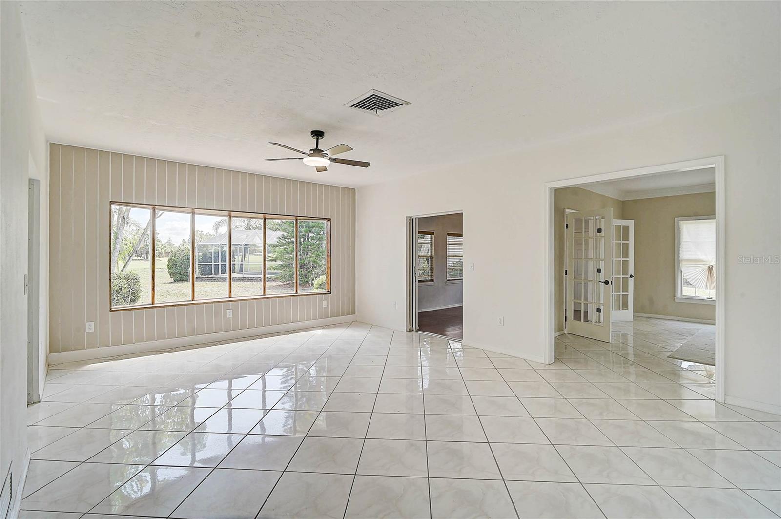 3215 PINE VALLEY DR, SARASOTA, FL, 34239