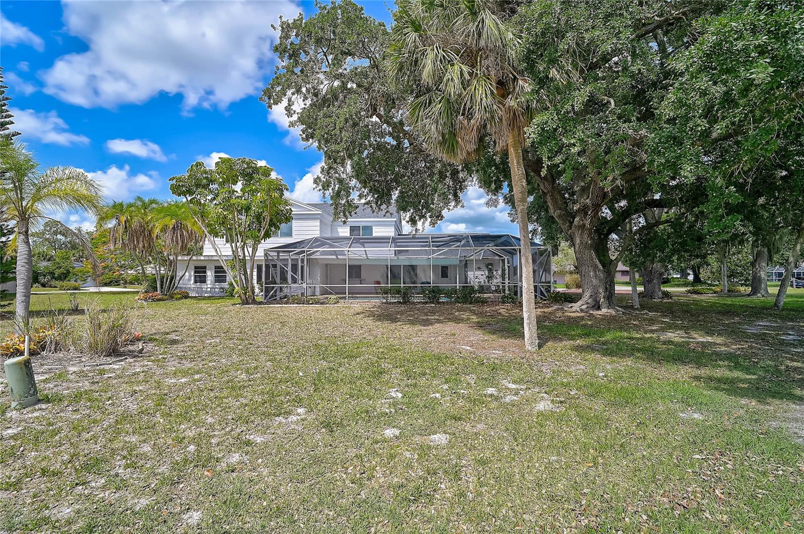 3215 PINE VALLEY DR, SARASOTA, FL, 34239