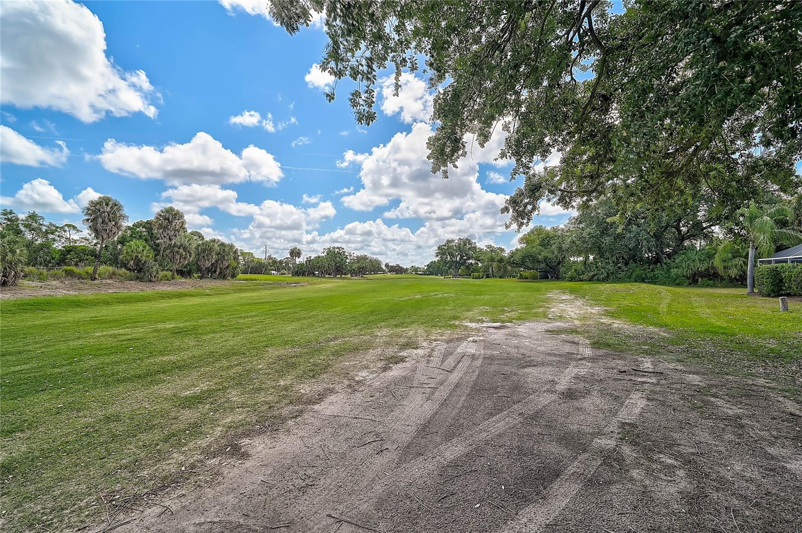 3215 PINE VALLEY DR, SARASOTA, FL, 34239