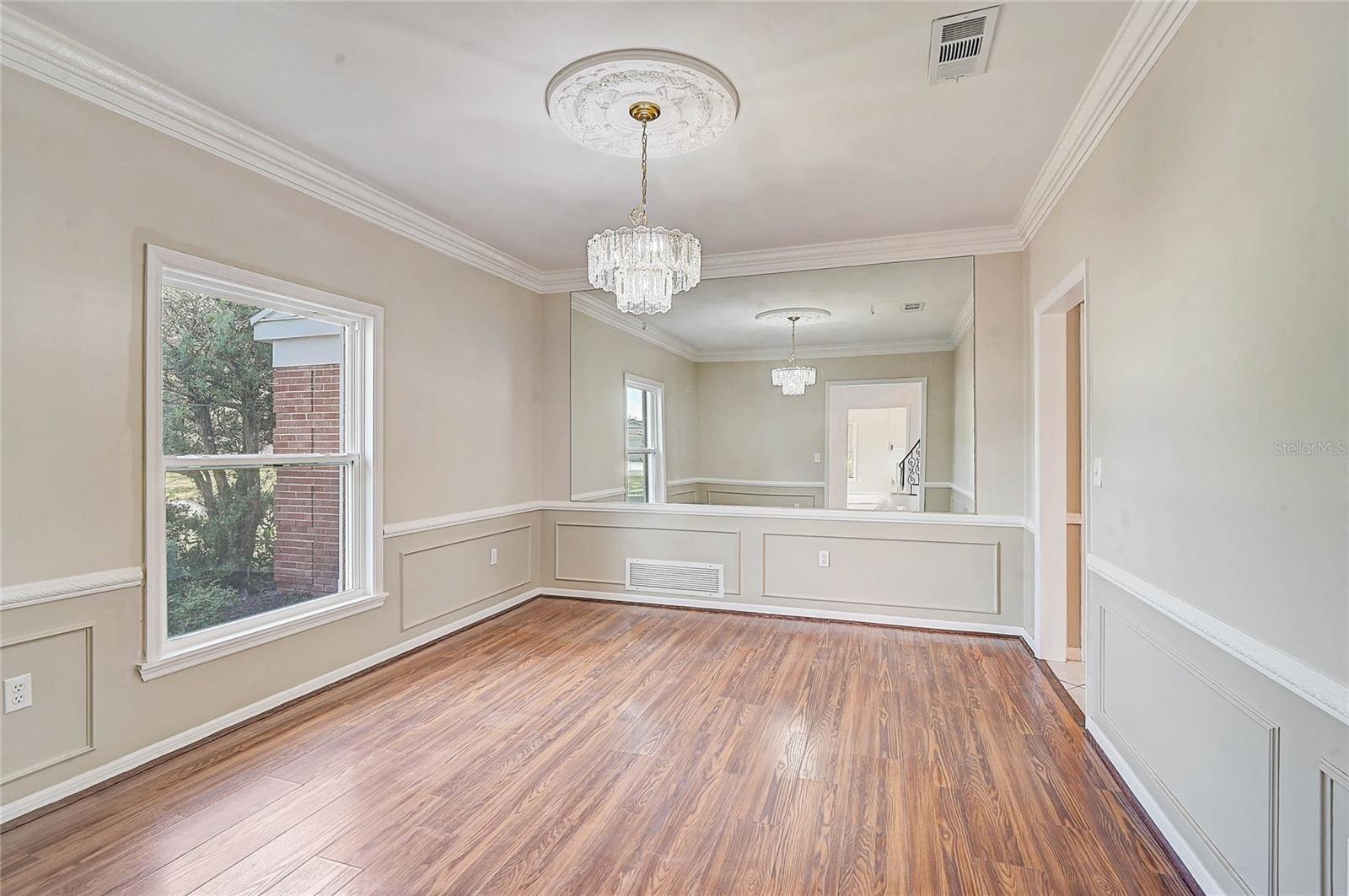 3215 PINE VALLEY DR, SARASOTA, FL, 34239