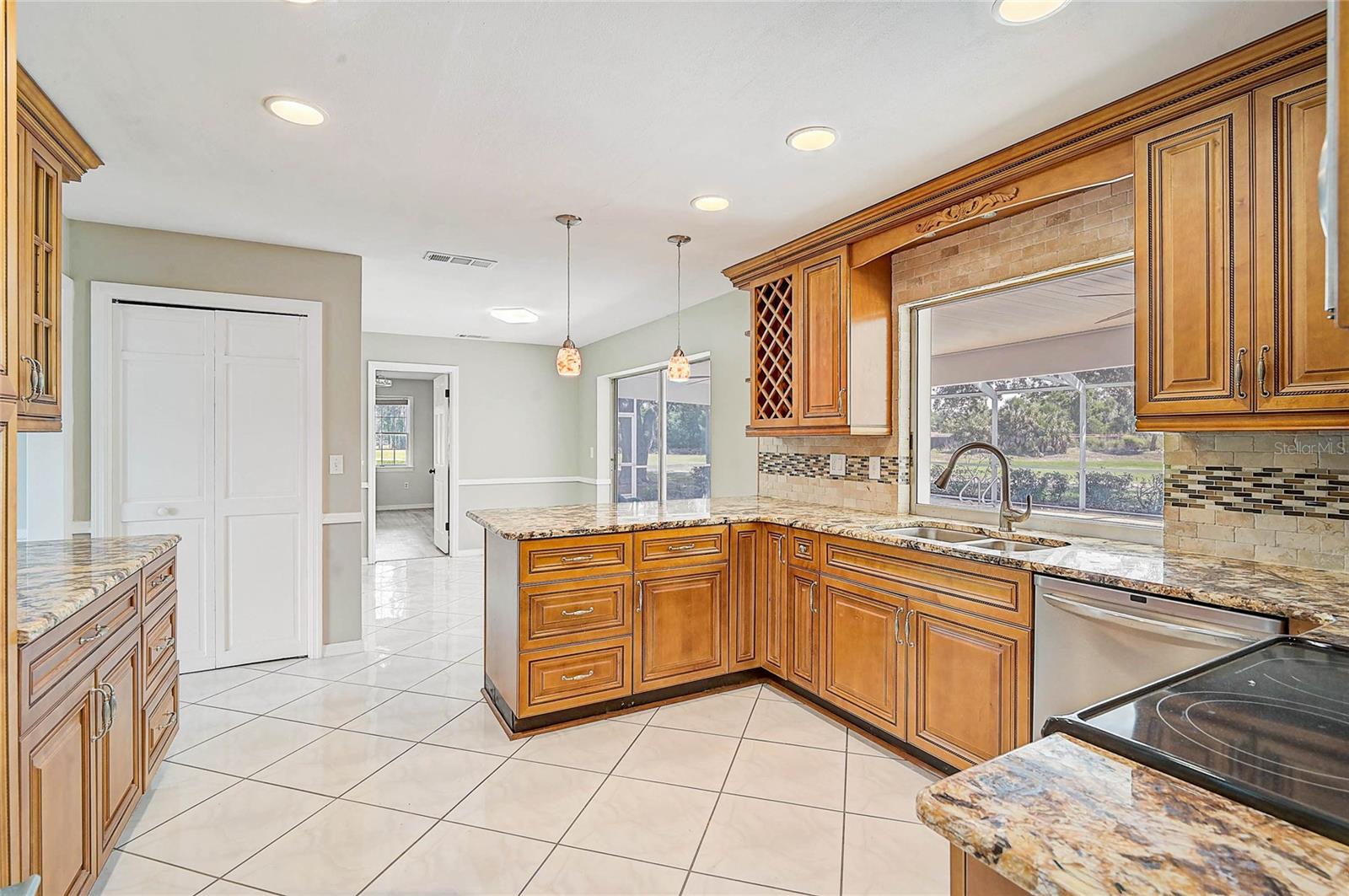 3215 PINE VALLEY DR, SARASOTA, FL, 34239
