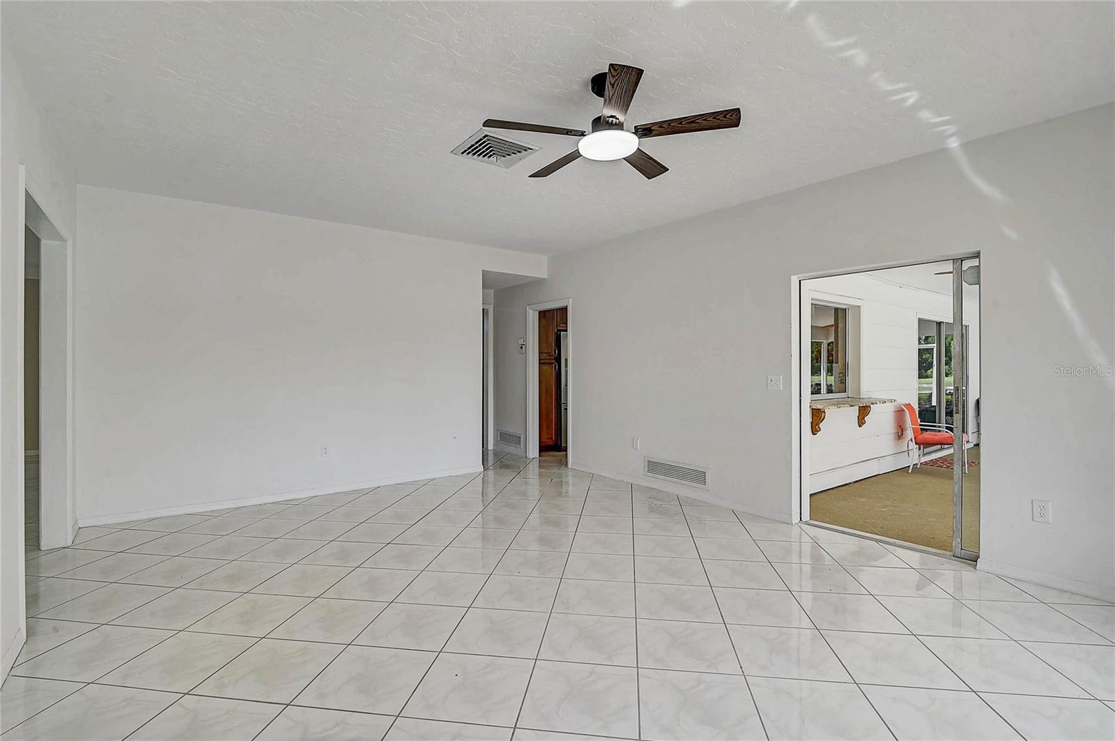 3215 PINE VALLEY DR, SARASOTA, FL, 34239