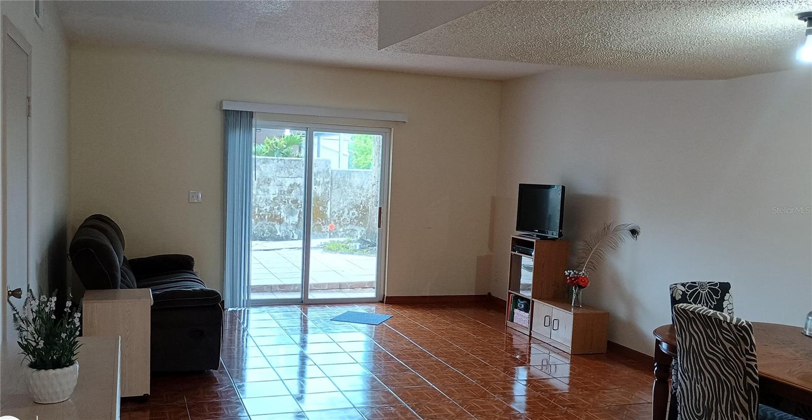 11727 WESSON CIR, TAMPA, FL, 33618