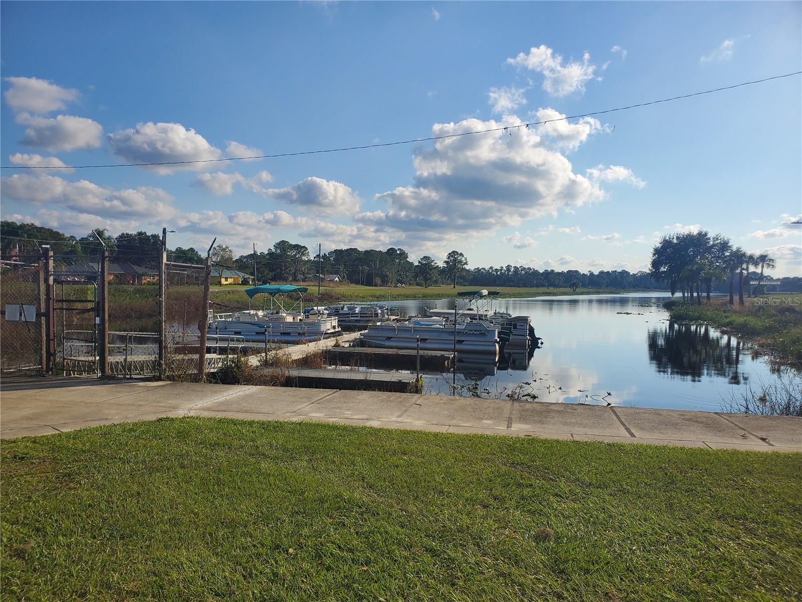 715 INDIAN LAKE DR, INDIAN LAKE ESTATES, FL, 33855