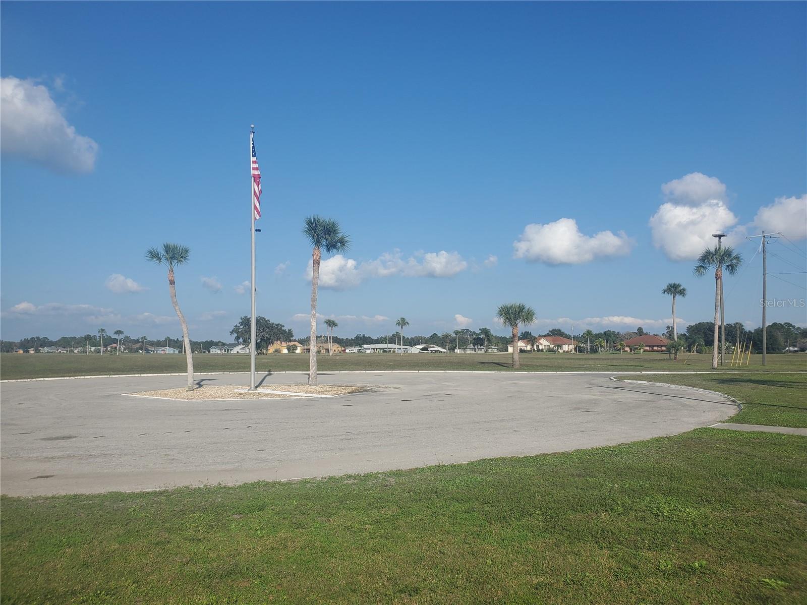 715 INDIAN LAKE DR, INDIAN LAKE ESTATES, FL, 33855