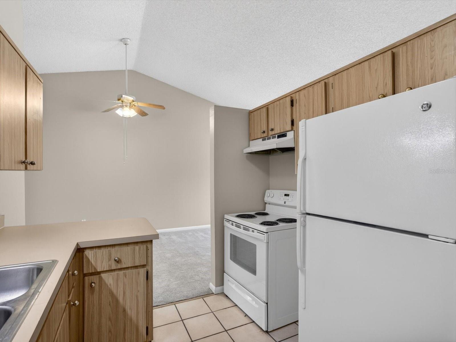 724 LAKESIDE DR, WINTER SPRINGS, FL, 32708