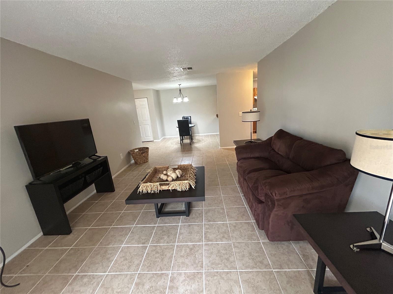 636 KENWICK CIR #105, CASSELBERRY, FL, 32707