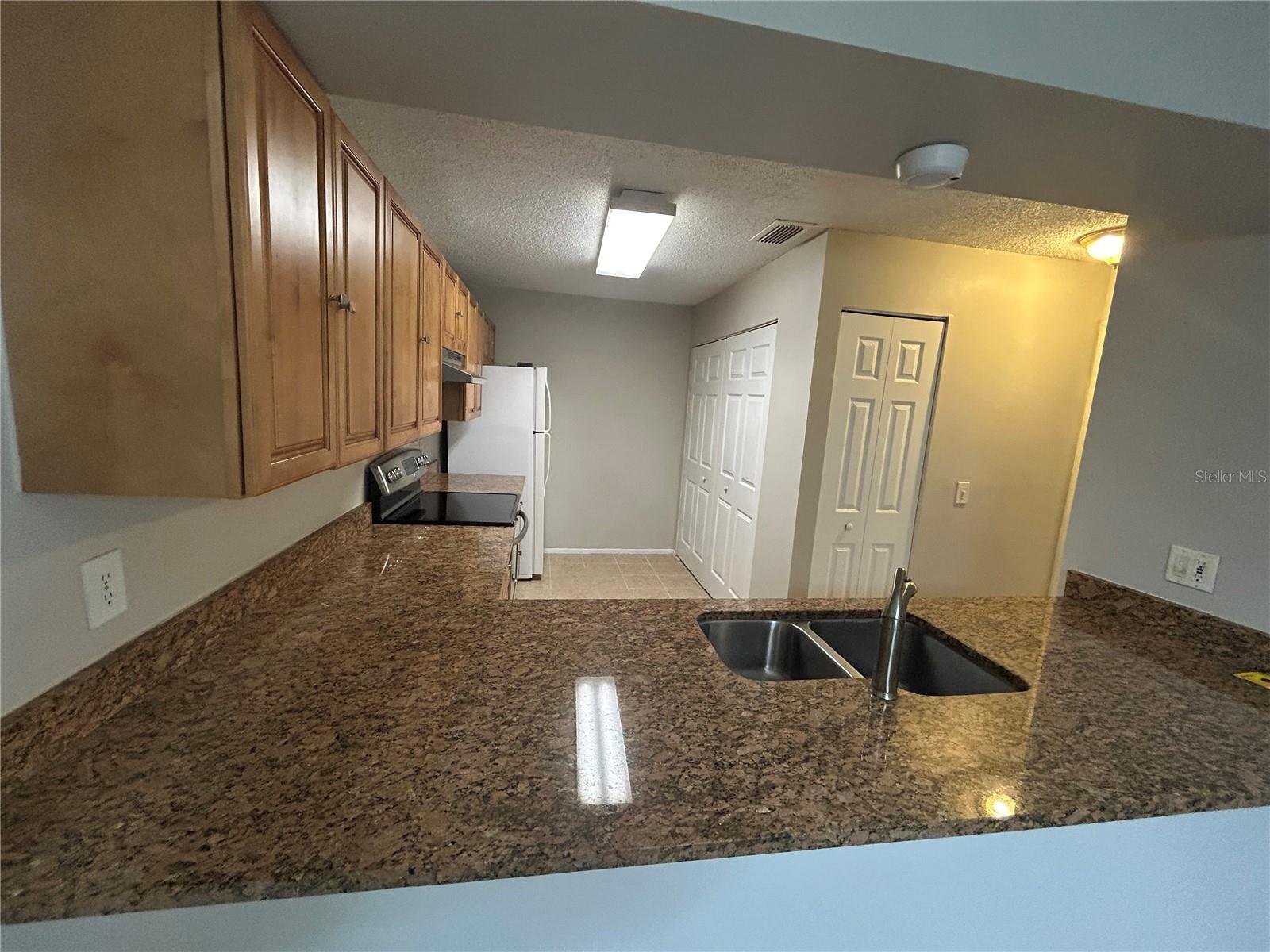 636 KENWICK CIR #105, CASSELBERRY, FL, 32707