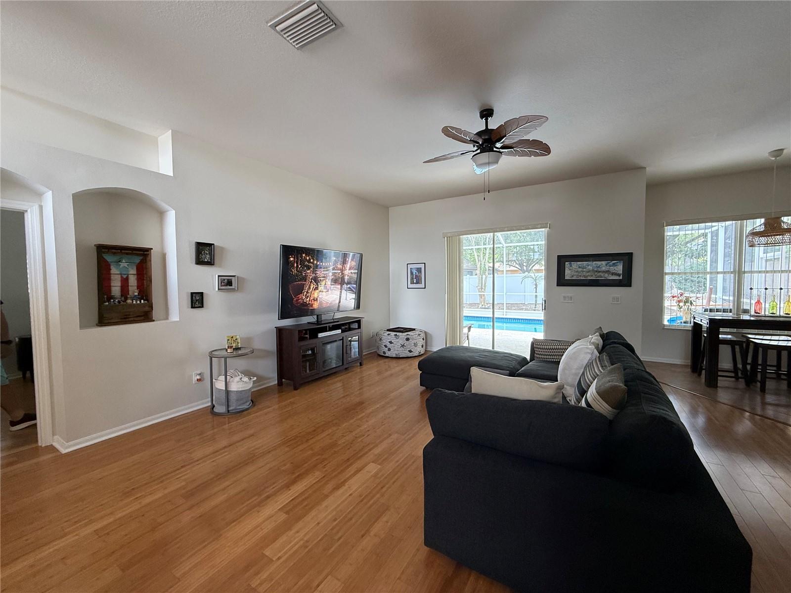 4109 AMBER RIDGE LN, VALRICO, FL, 33594