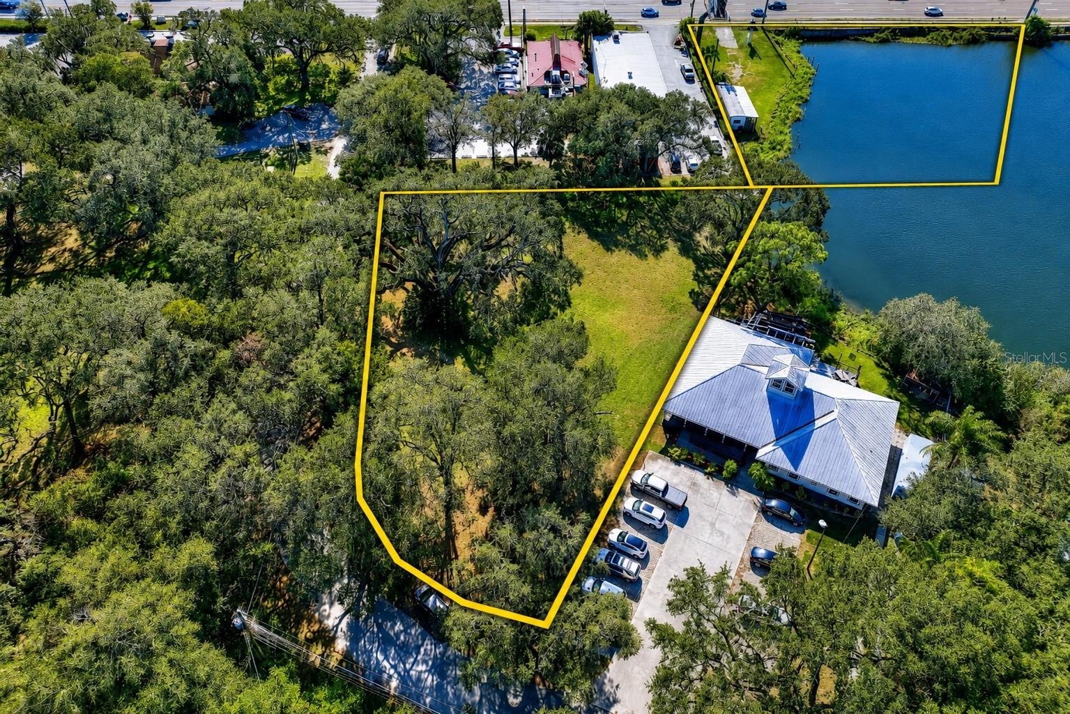 1214 W BRANDON BLVD, BRANDON, FL, 33511