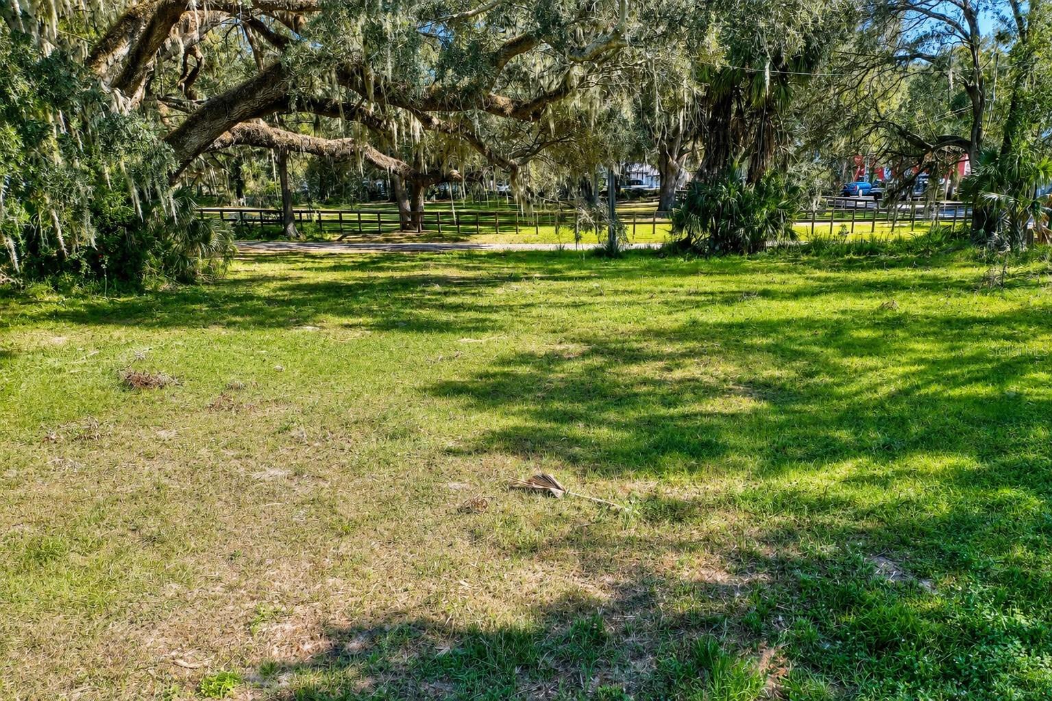 1214 W BRANDON BLVD, BRANDON, FL, 33511