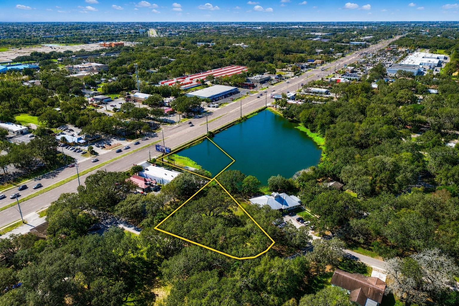 1214 W BRANDON BLVD, BRANDON, FL, 33511