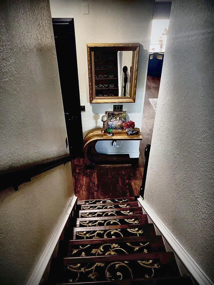 6013 BOWEN DANIEL #105, TAMPA, FL, 33616