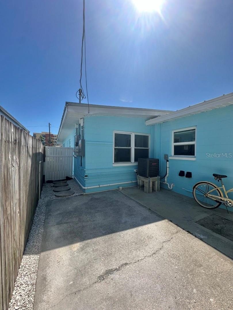14147 PALM ST #2, MADEIRA BEACH, FL, 33708