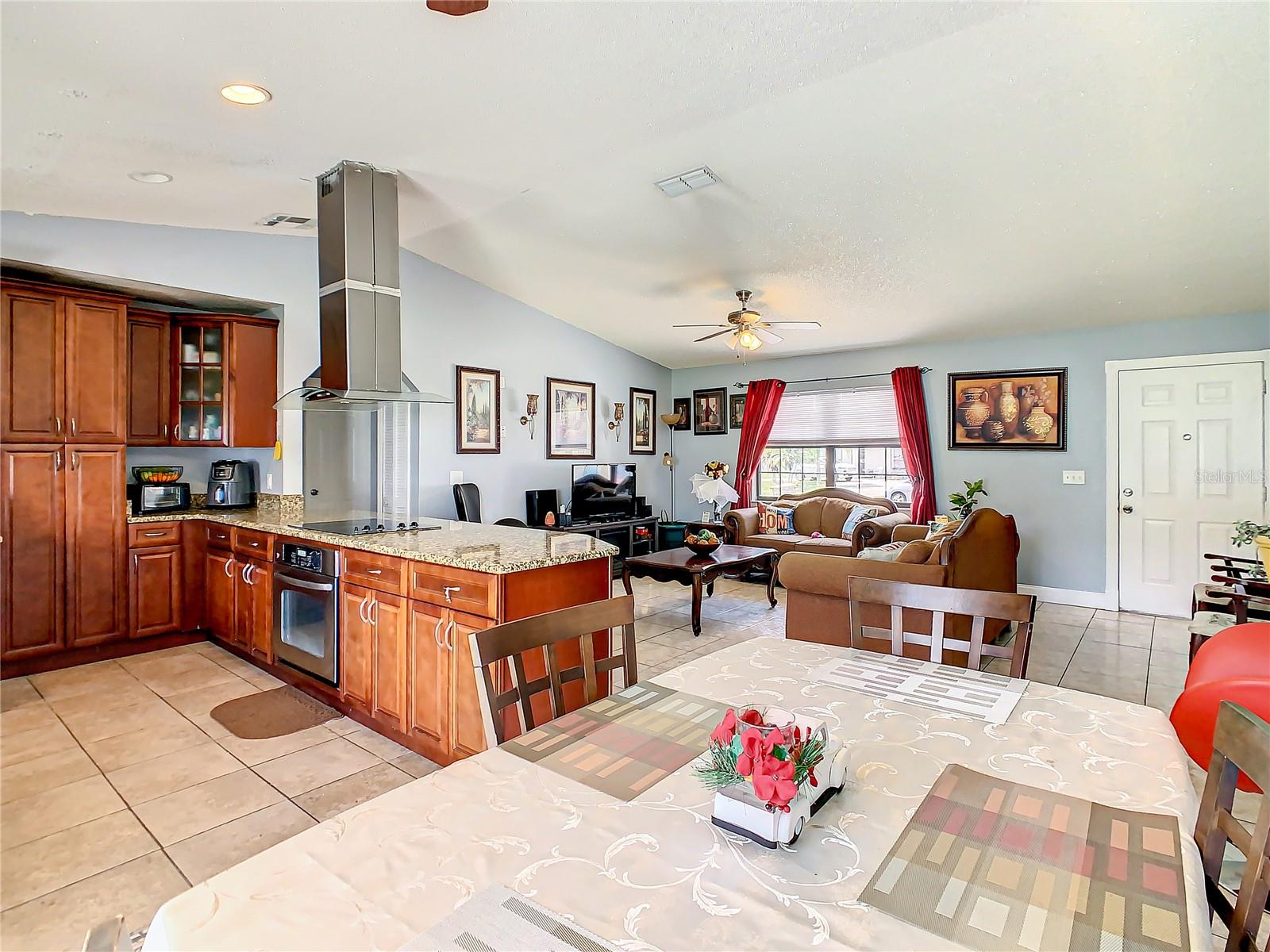 853 BLANC CT, KISSIMMEE, FL, 34759
