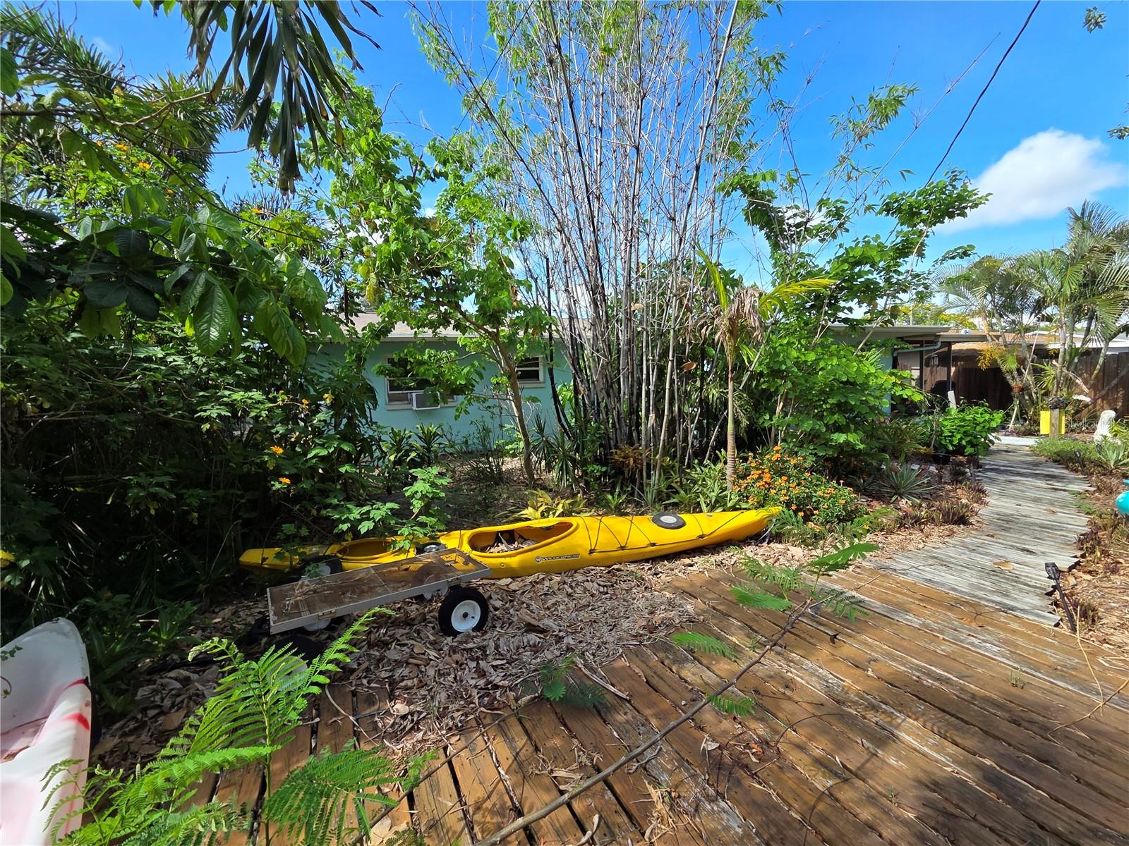 11066 102ND AVE, SEMINOLE, FL, 33778