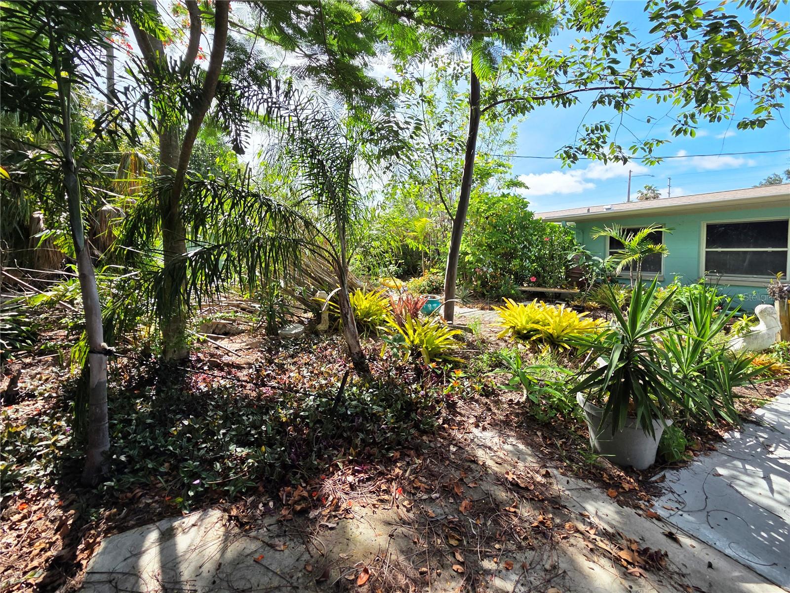 11066 102ND AVE, SEMINOLE, FL, 33778