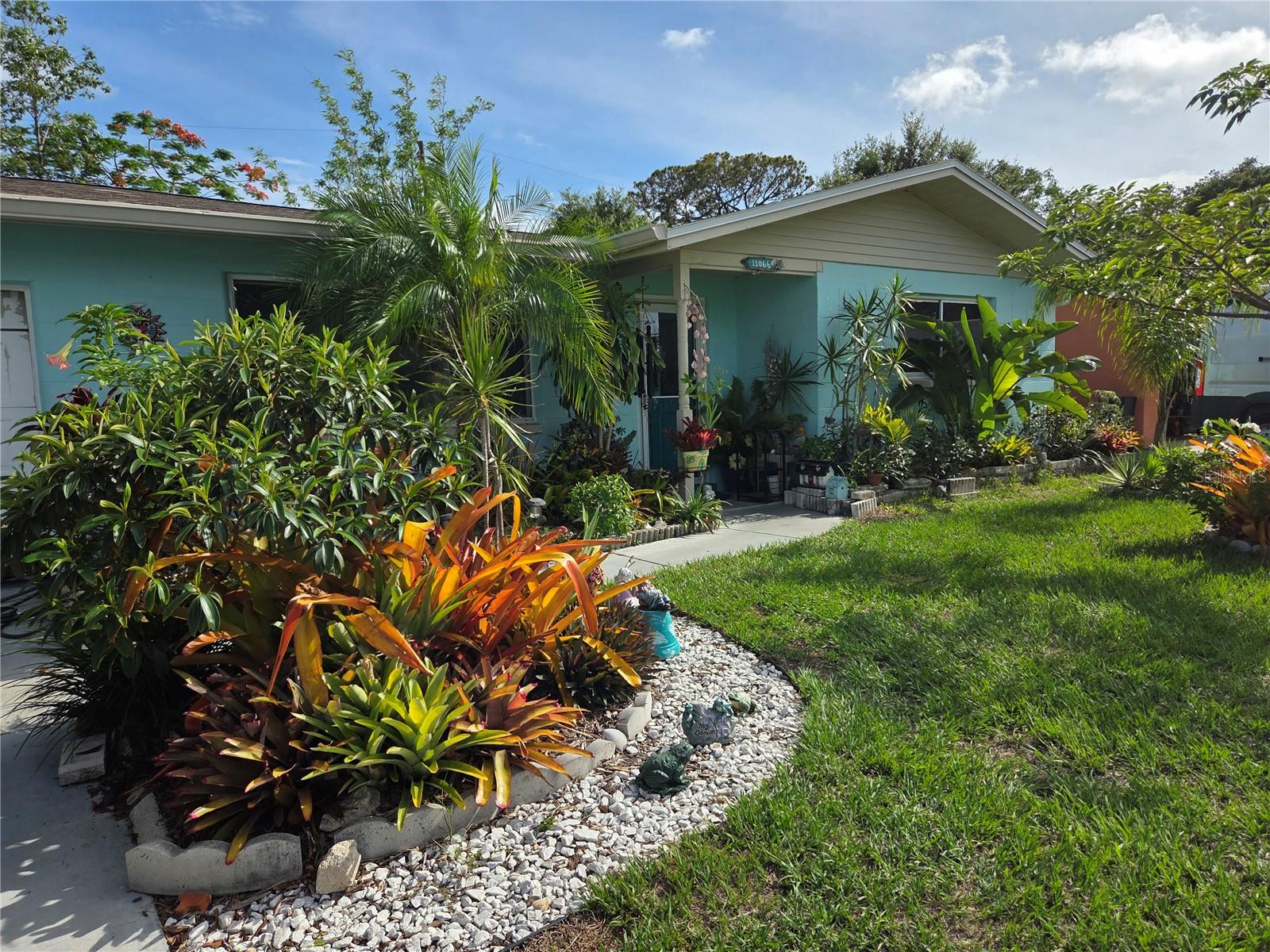 11066 102ND AVE, SEMINOLE, FL, 33778