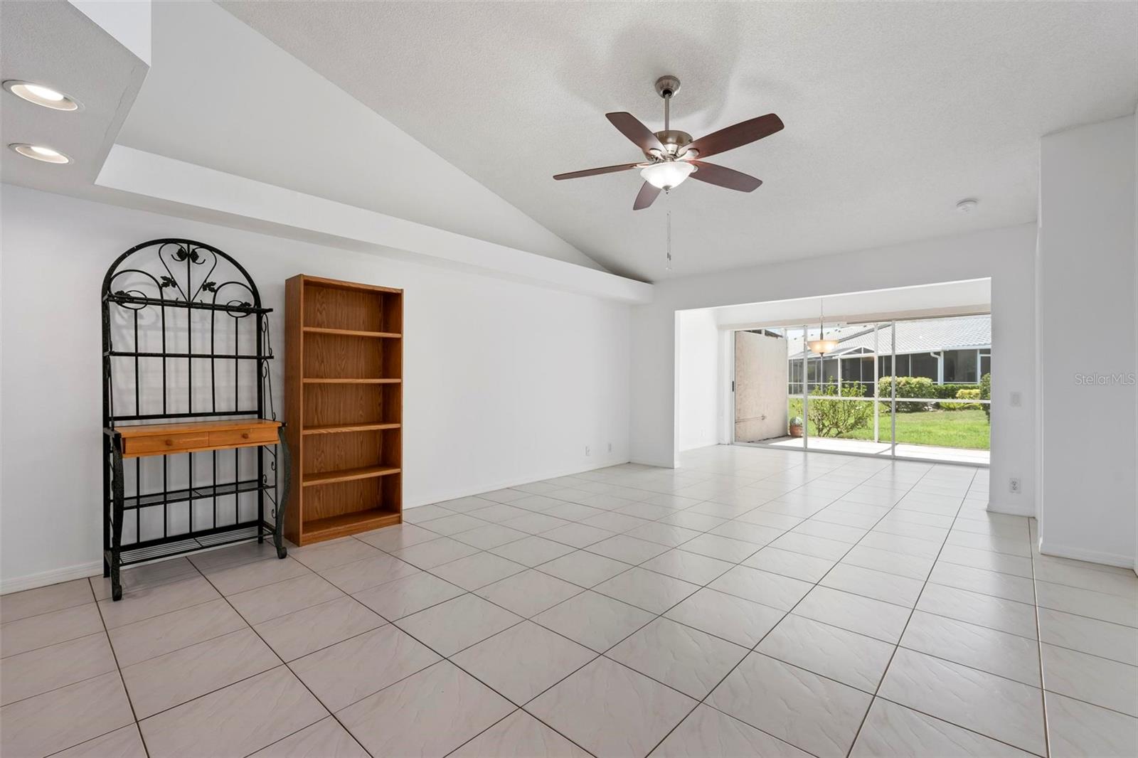 5368 KELLY DR #17, SARASOTA, FL, 34233