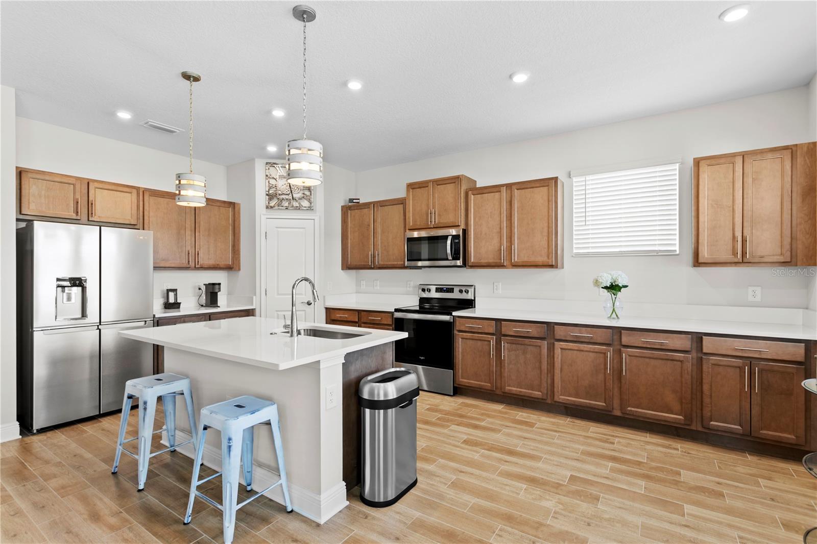 2501 17TH ST N, ST PETERSBURG, FL, 33713