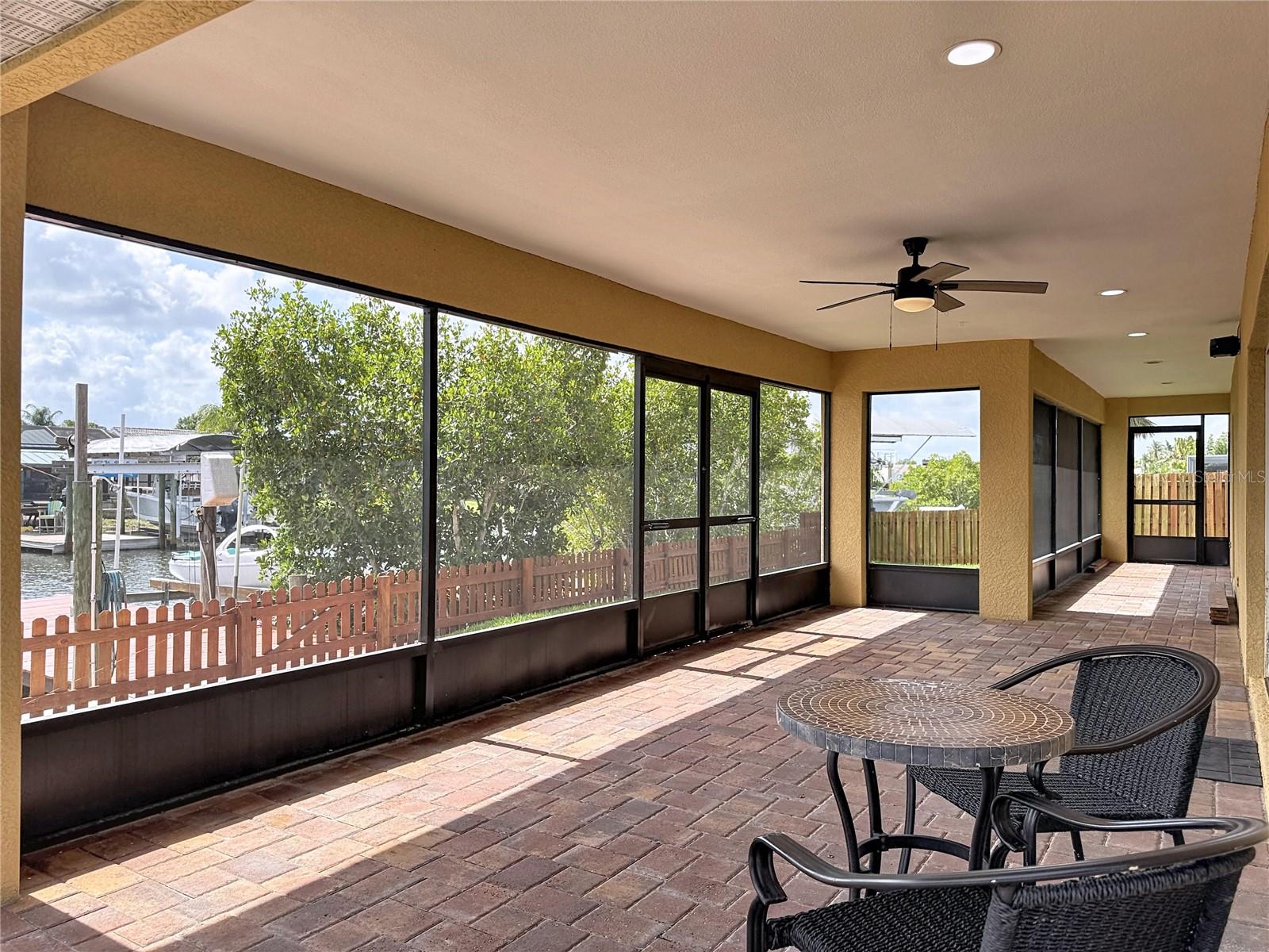 6517 SOLITAIRE PALM WAY, APOLLO BEACH, FL, 33572