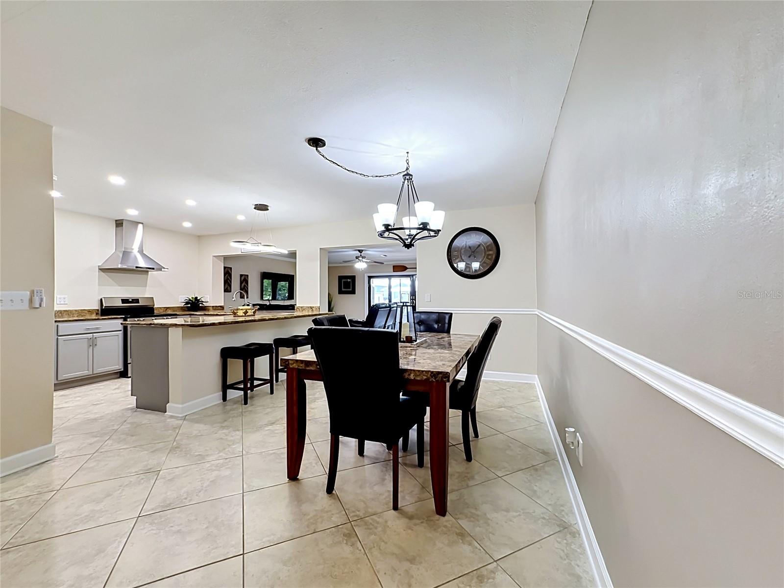 6517 SOLITAIRE PALM WAY, APOLLO BEACH, FL, 33572