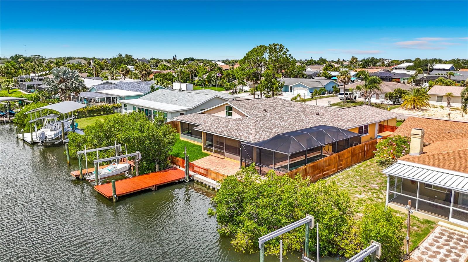 6517 SOLITAIRE PALM WAY, APOLLO BEACH, FL, 33572