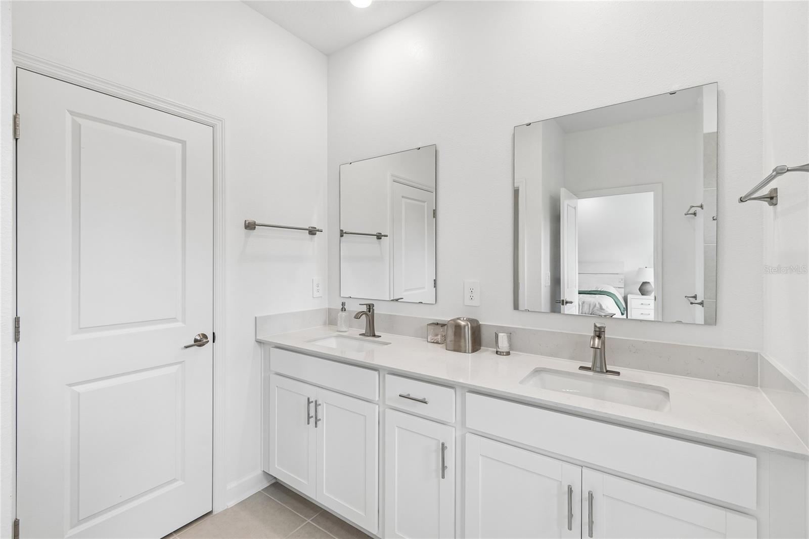 5352 DAGENHAM DR, DAVENPORT, FL, 33837