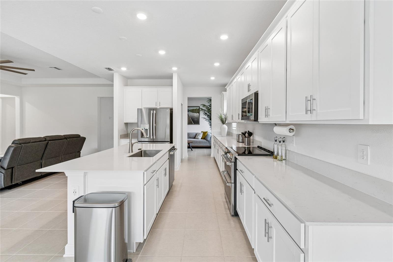 5352 DAGENHAM DR, DAVENPORT, FL, 33837