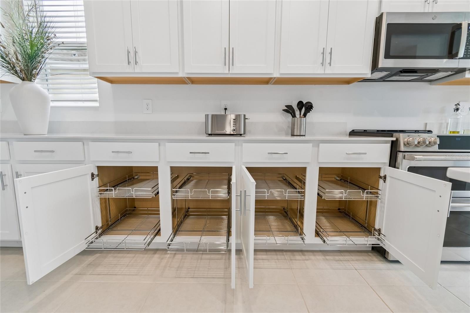 5352 DAGENHAM DR, DAVENPORT, FL, 33837