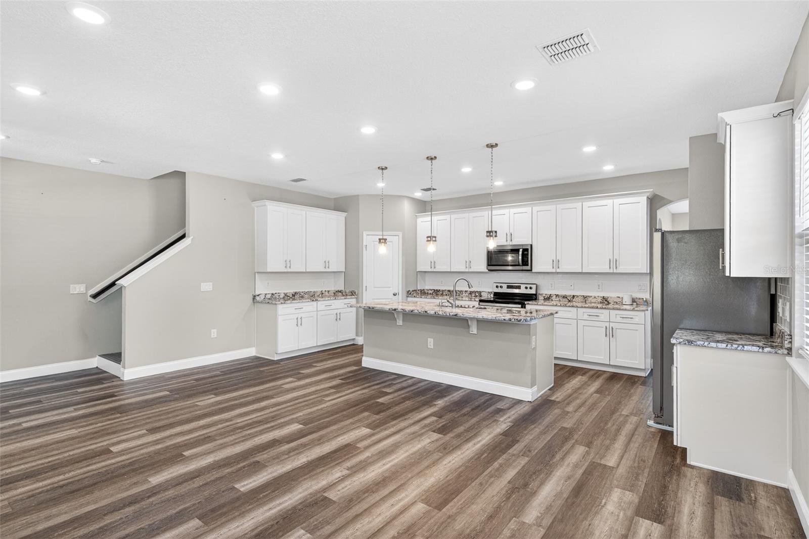801 PECAN AVE, SANFORD, FL, 32771