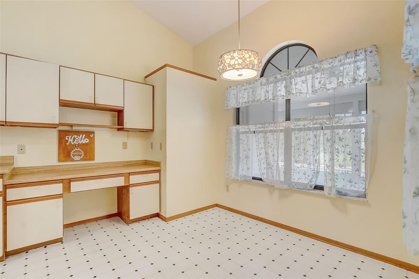 2358 OLDFIELD DR, ORLANDO, FL, 32837