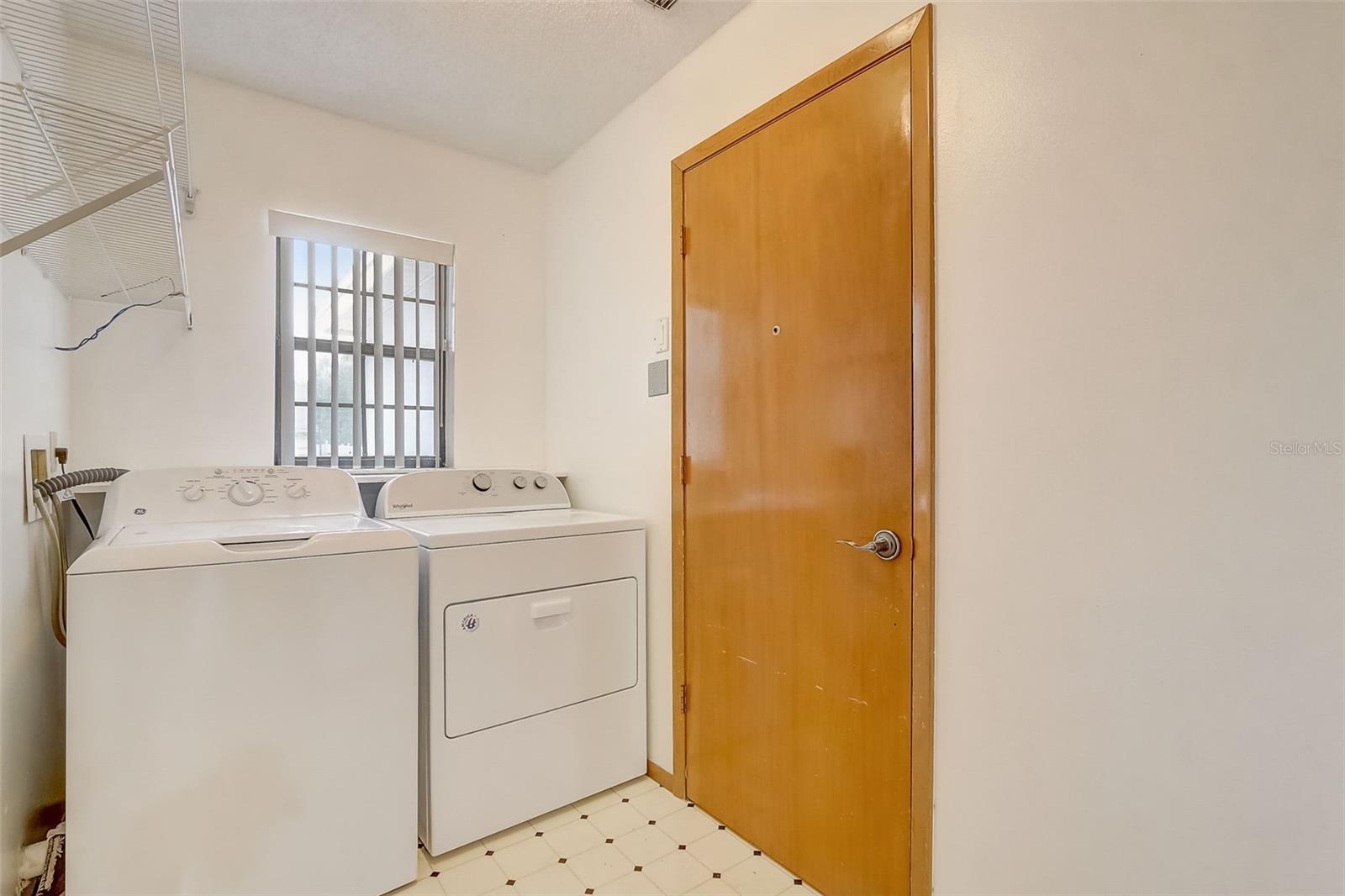 2358 OLDFIELD DR, ORLANDO, FL, 32837