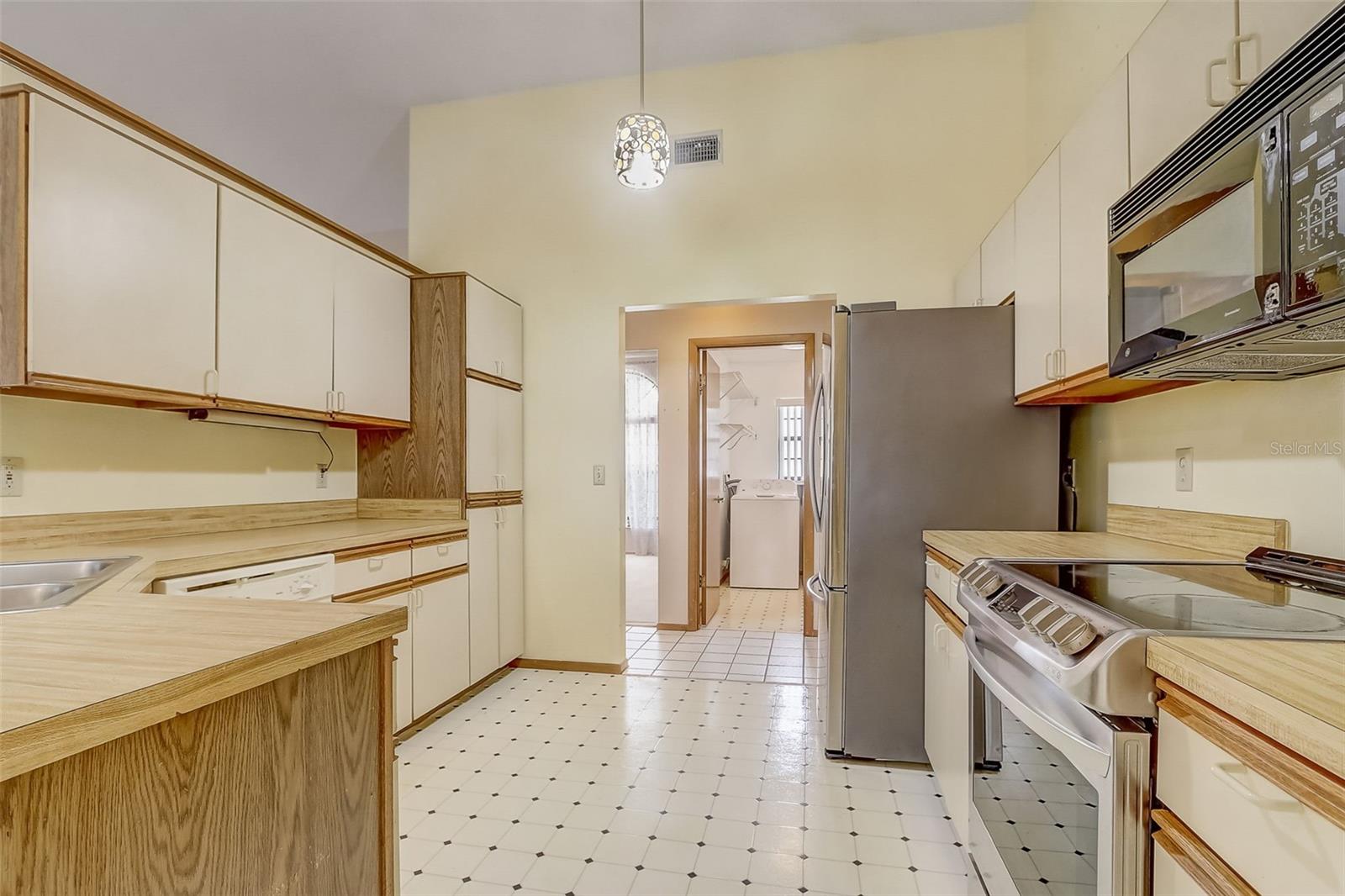 2358 OLDFIELD DR, ORLANDO, FL, 32837