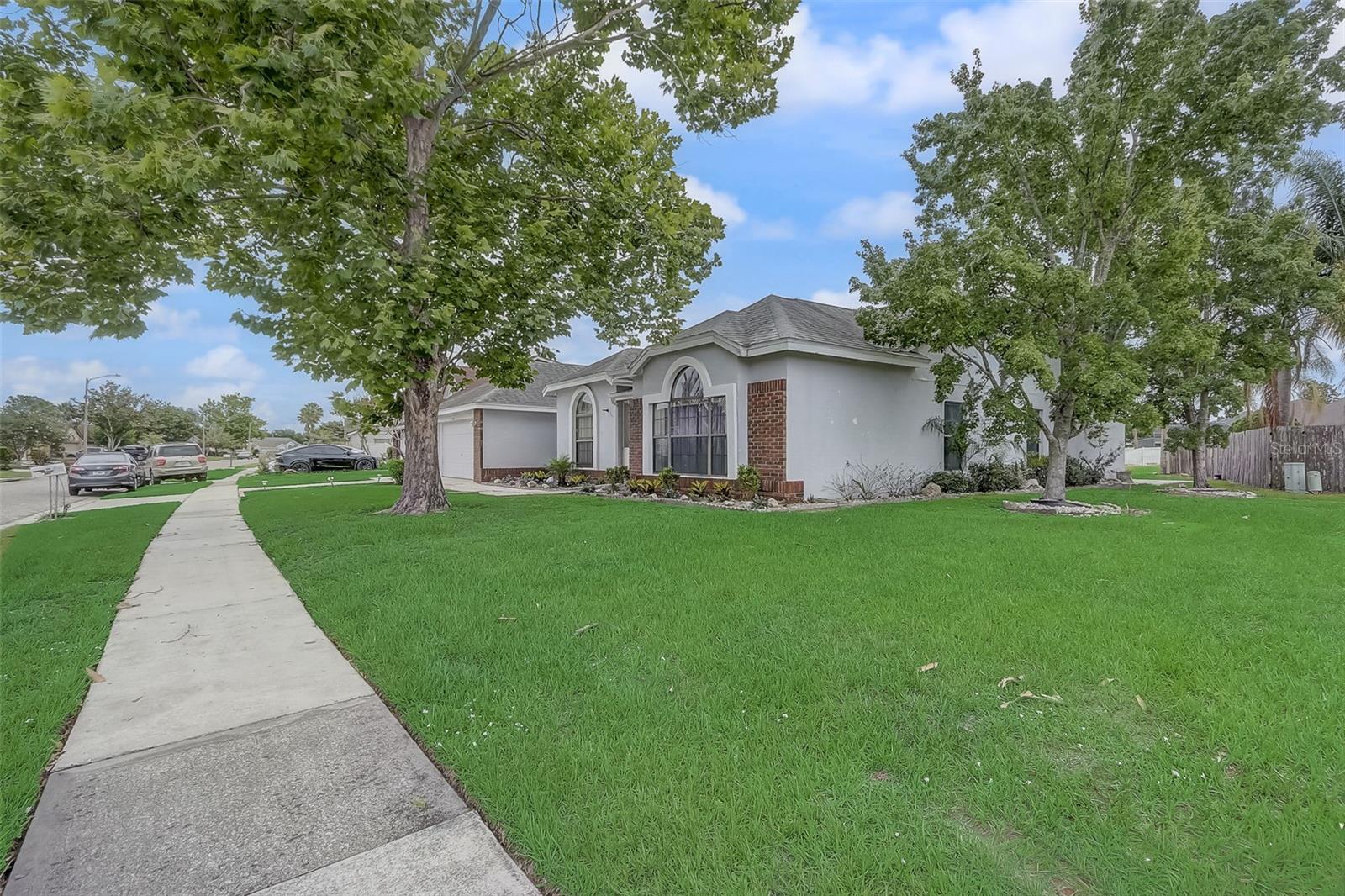 2358 OLDFIELD DR, ORLANDO, FL, 32837