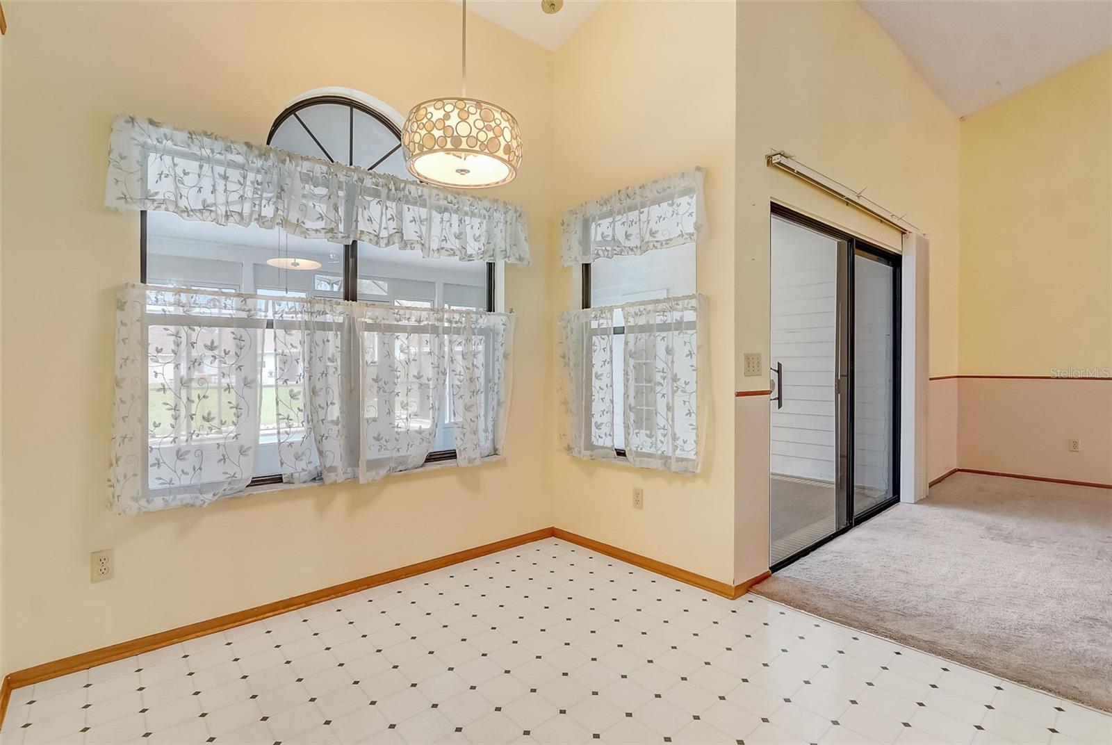 2358 OLDFIELD DR, ORLANDO, FL, 32837