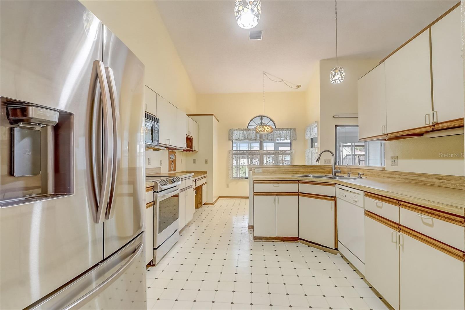 2358 OLDFIELD DR, ORLANDO, FL, 32837