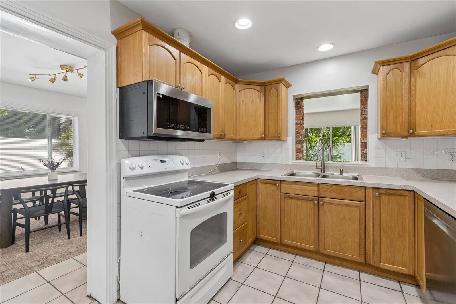 4602 W BAY VILLA AVE, TAMPA, FL, 33629
