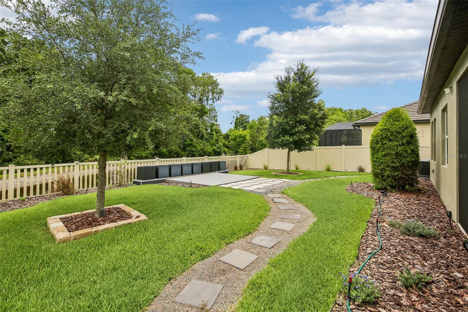 11040 BANYAN BREEZE BLVD, LAND O LAKES, FL, 34638