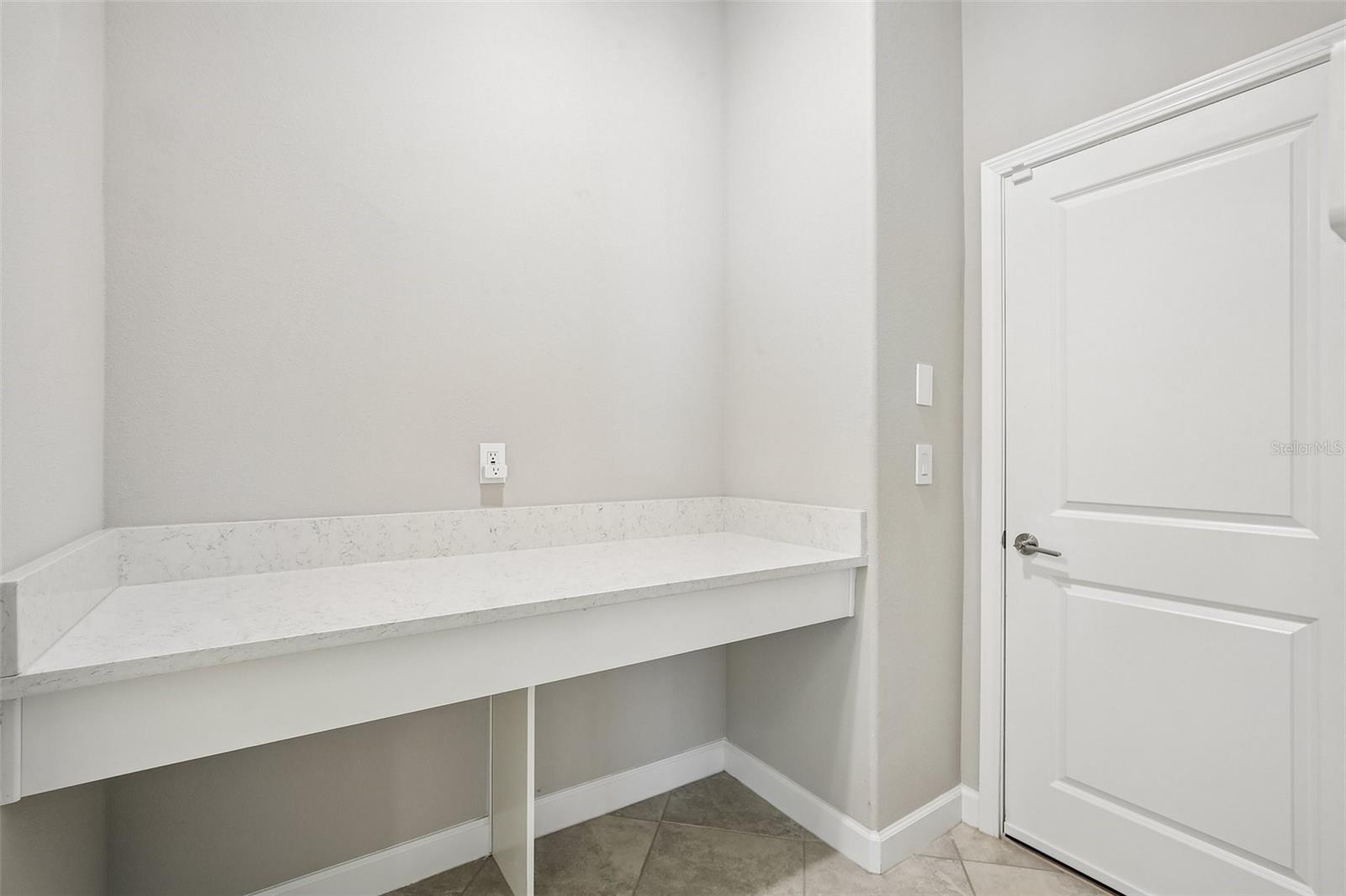11040 BANYAN BREEZE BLVD, LAND O LAKES, FL, 34638