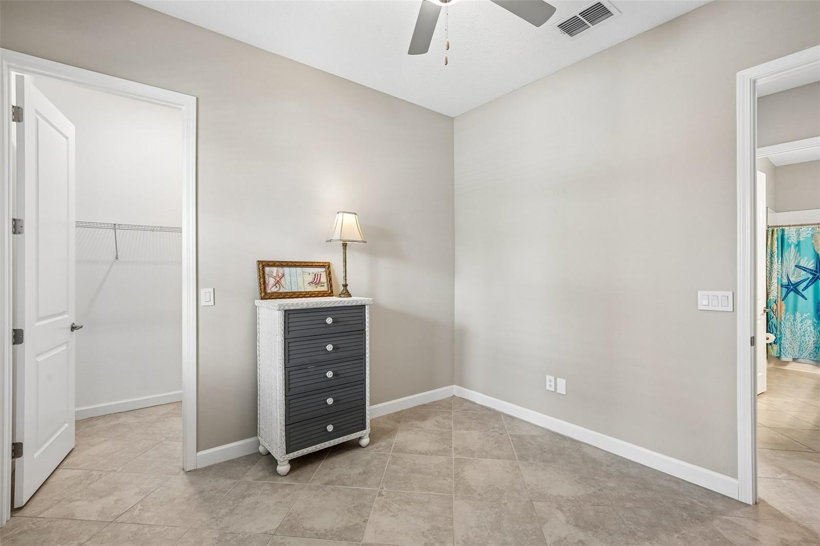 11040 BANYAN BREEZE BLVD, LAND O LAKES, FL, 34638