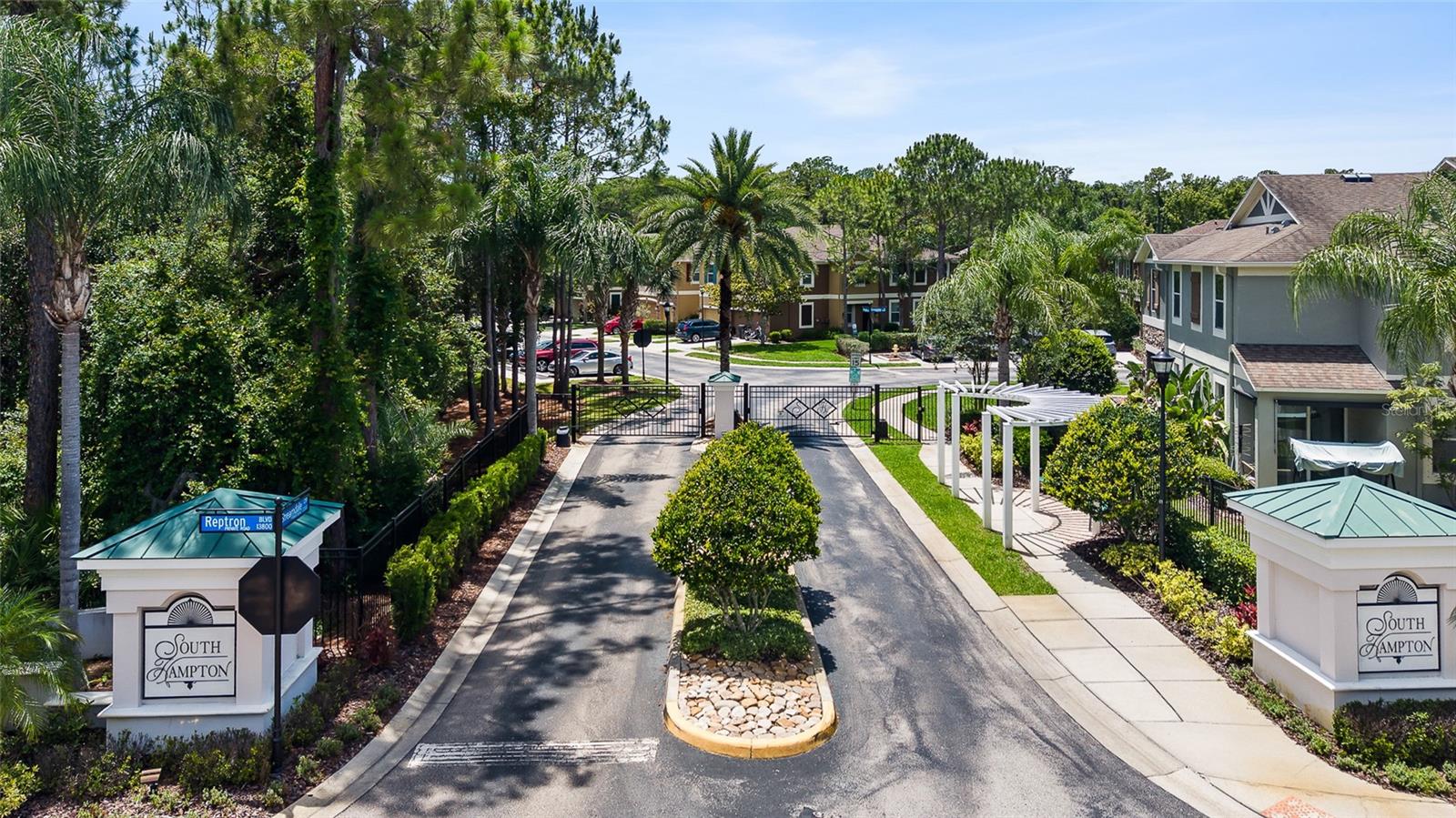 12589 STREAMDALE DR, TAMPA, FL, 33626