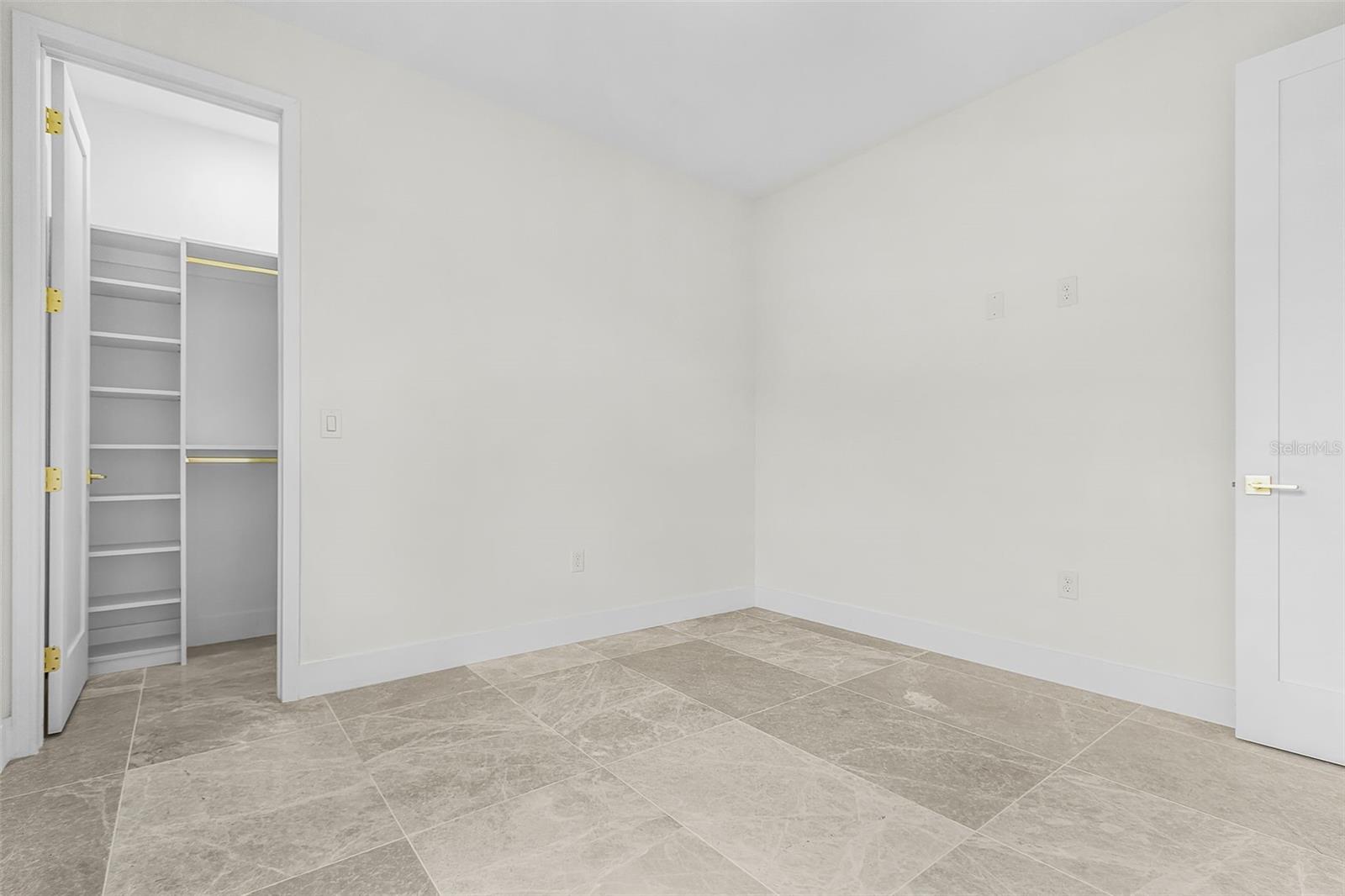 571 PRESQUE ISLE DR, PORT CHARLOTTE, FL, 33954
